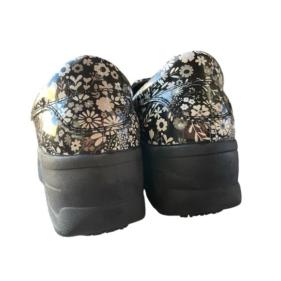 Easy Works by Easy Street Work Nursing Shoe Slip-Resist Clog Sz 7.5 floral black - Picture 8 of 9
